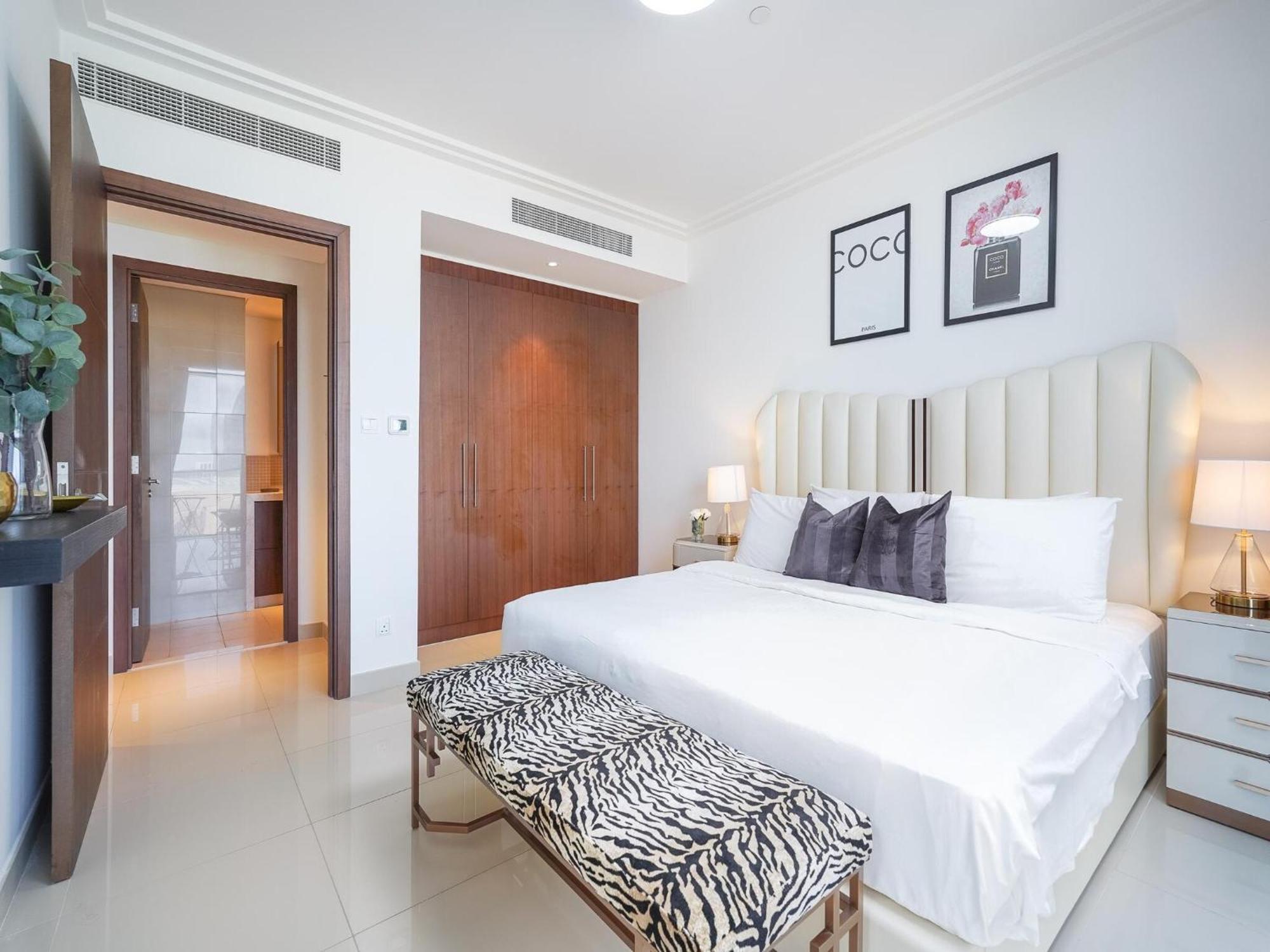 Luxurious Stylish Apartments Across Dubai Mall Burj Khalifa City Views Eksteriør bilde