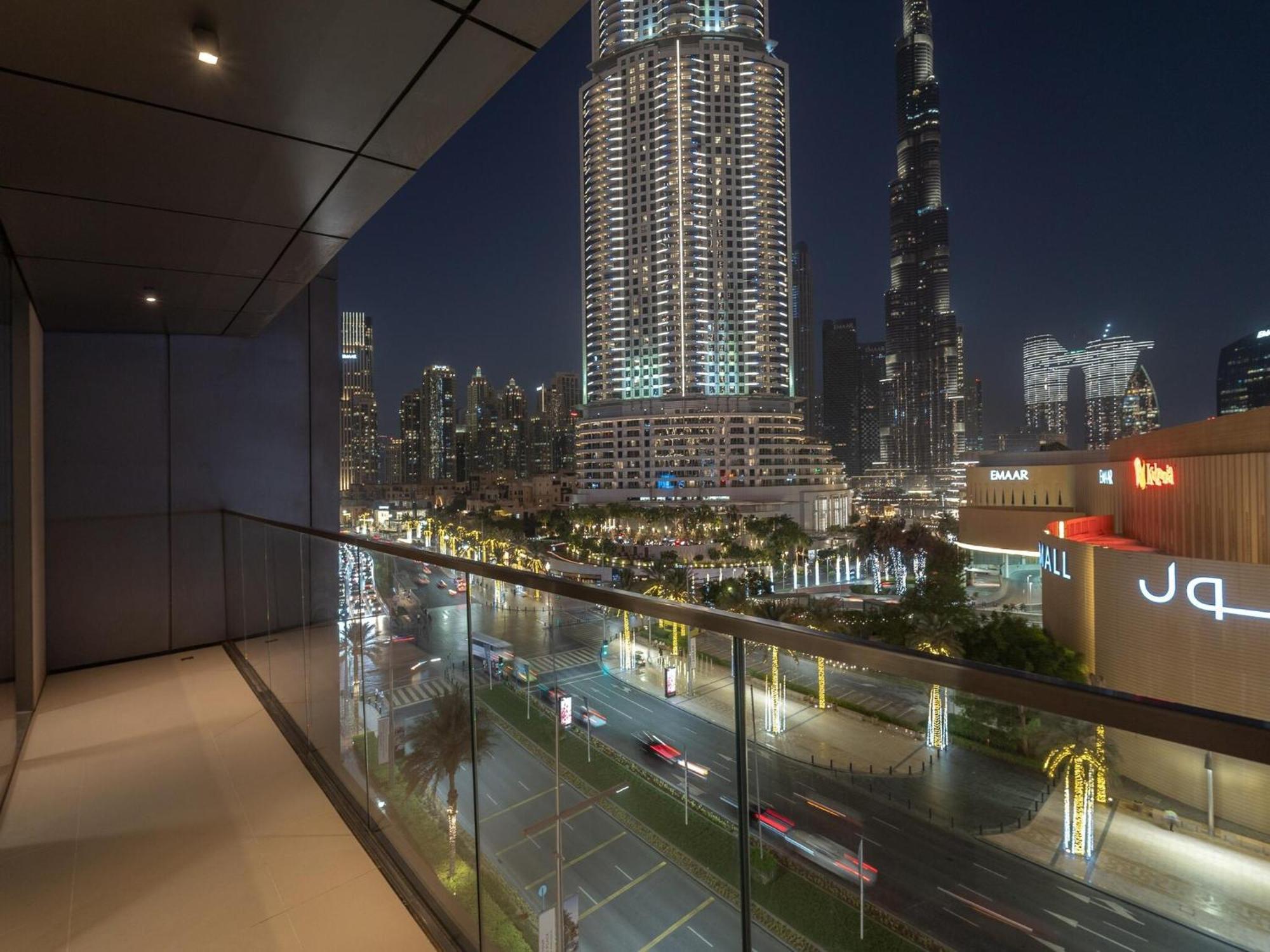 Luxurious Stylish Apartments Across Dubai Mall Burj Khalifa City Views Eksteriør bilde