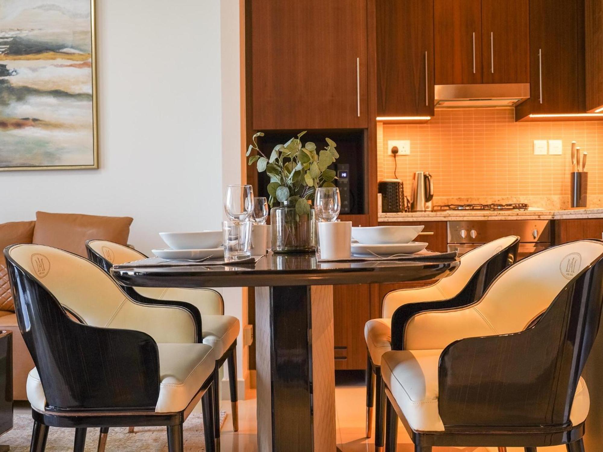 Luxurious Stylish Apartments Across Dubai Mall Burj Khalifa City Views Eksteriør bilde